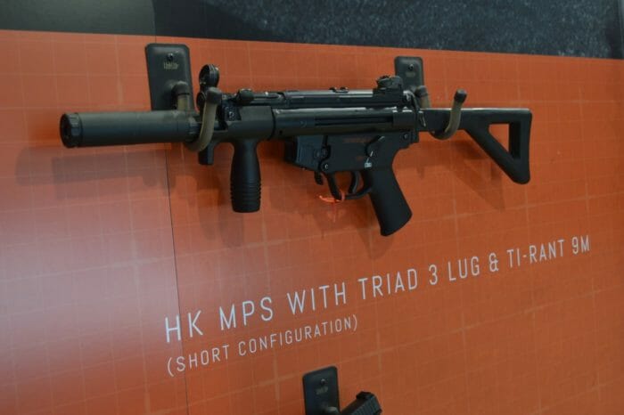 MP5S with the AAC Ti-Rant 9M and Triad 3-lug