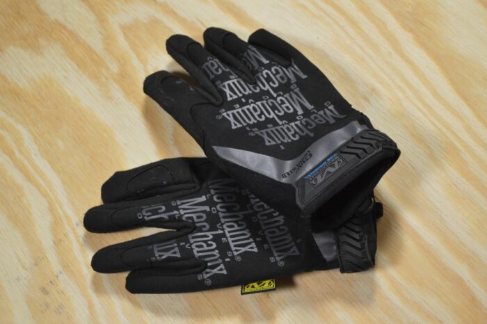 Mechanix Wear: The Original Tactical Work Gloves with Secure Fit, Flexible  Grip for Multi-Purpose Use, Durable Touchscreen Safety Gloves for Men