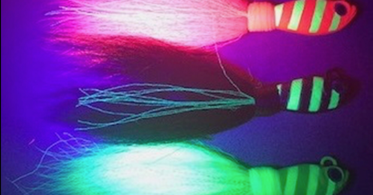 thumbnail image 2 of Spro Bucktail Jig - 3 Oz. - Pink 2 of 10