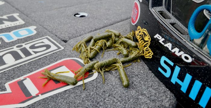 Tubes borrowed from two other Bassmaster Classic competitors let Gussy flip his way into championship Sunday.