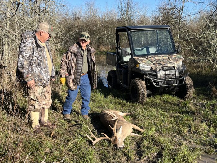 David Cotton and his dad Edgar visit about the buck that was finally taken and all the things that went into the production of him but also the hunting invovled.
